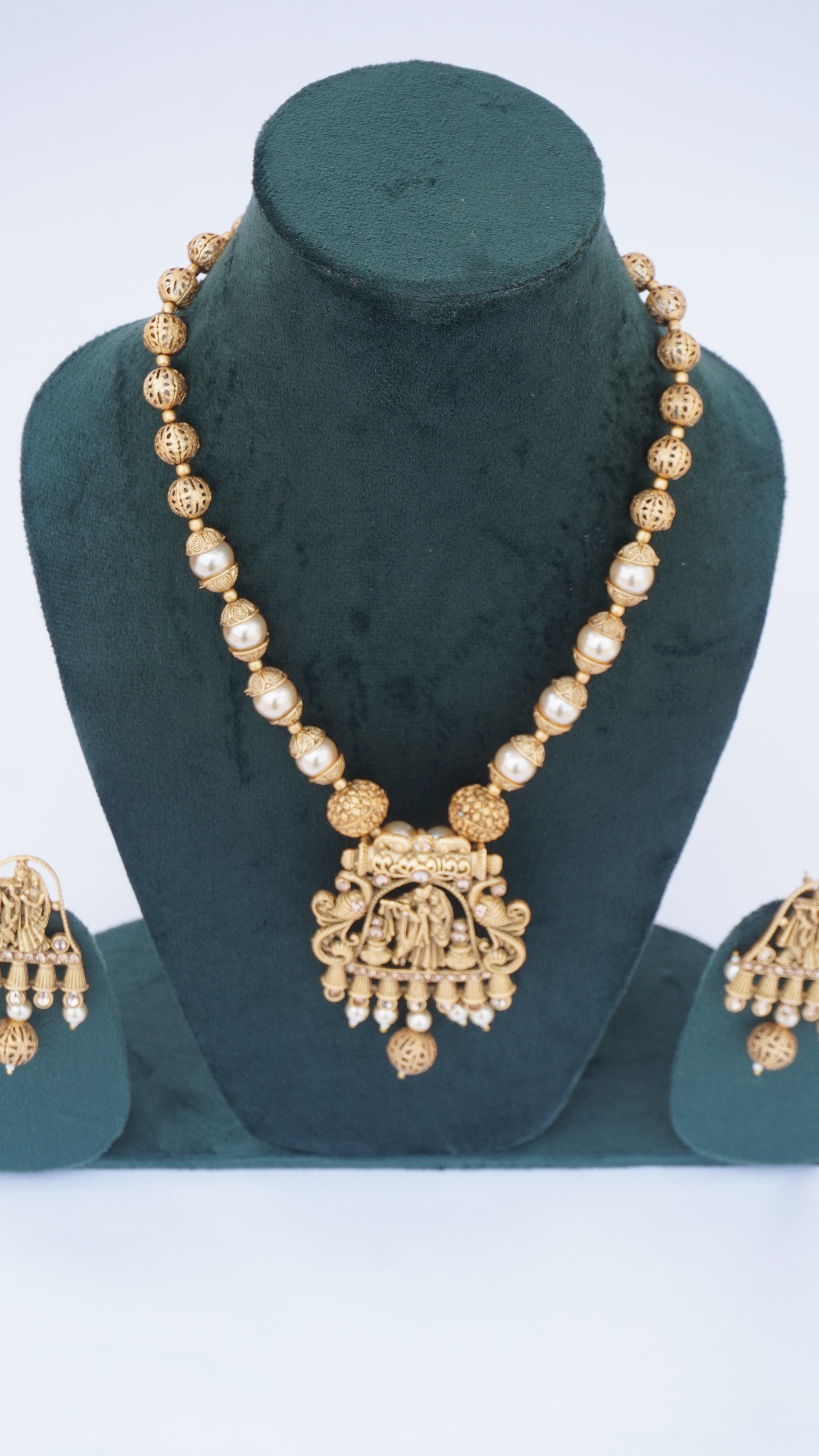 Premium Radha Krishna Antique Necklace Set with Pearls & Kundan | Traditional Bridal Jewellery by Ashthi Jewels
