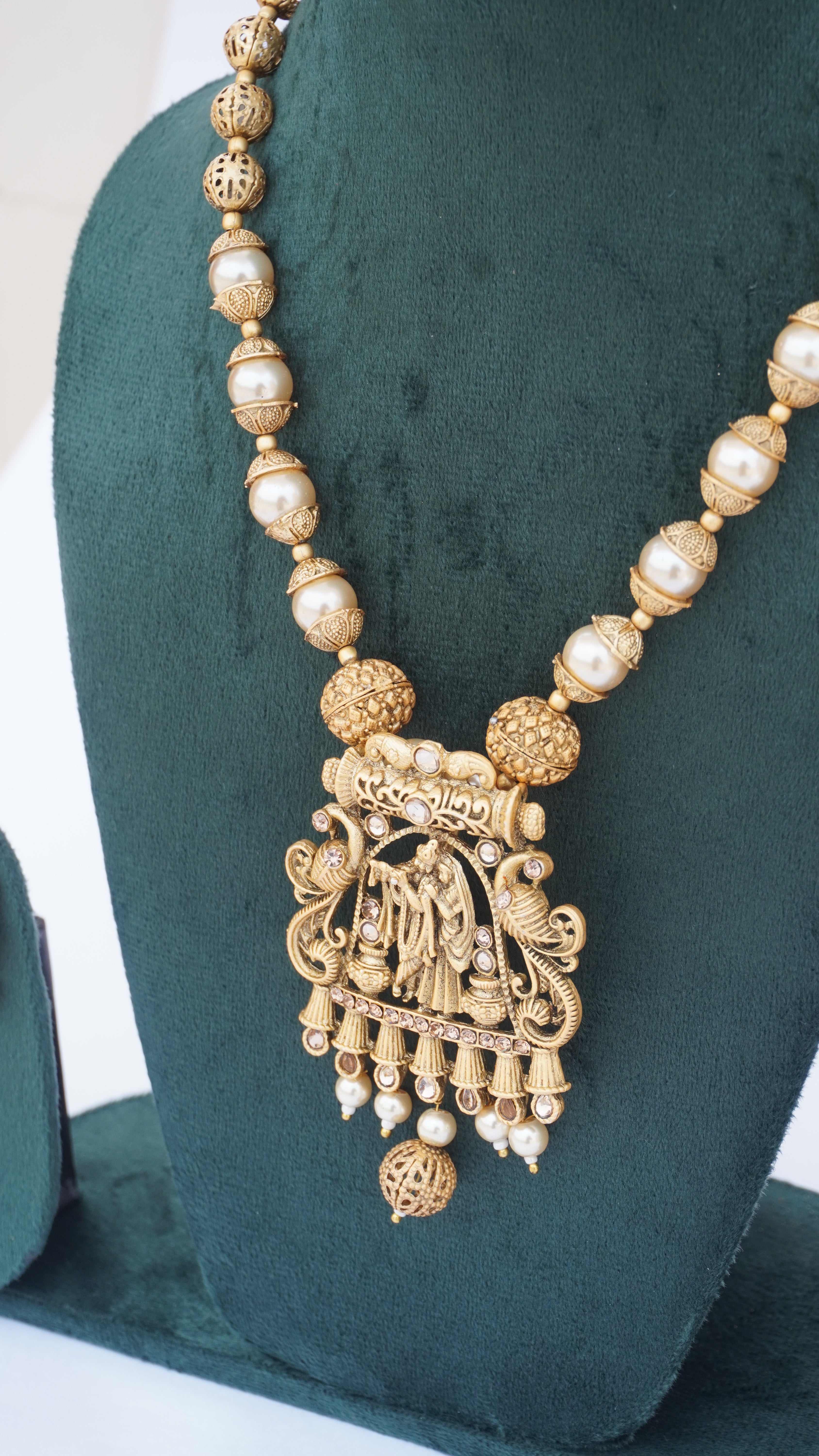 Premium Radha Krishna Antique Necklace Set with Pearls & Kundan | Traditional Bridal Jewellery by Ashthi Jewels