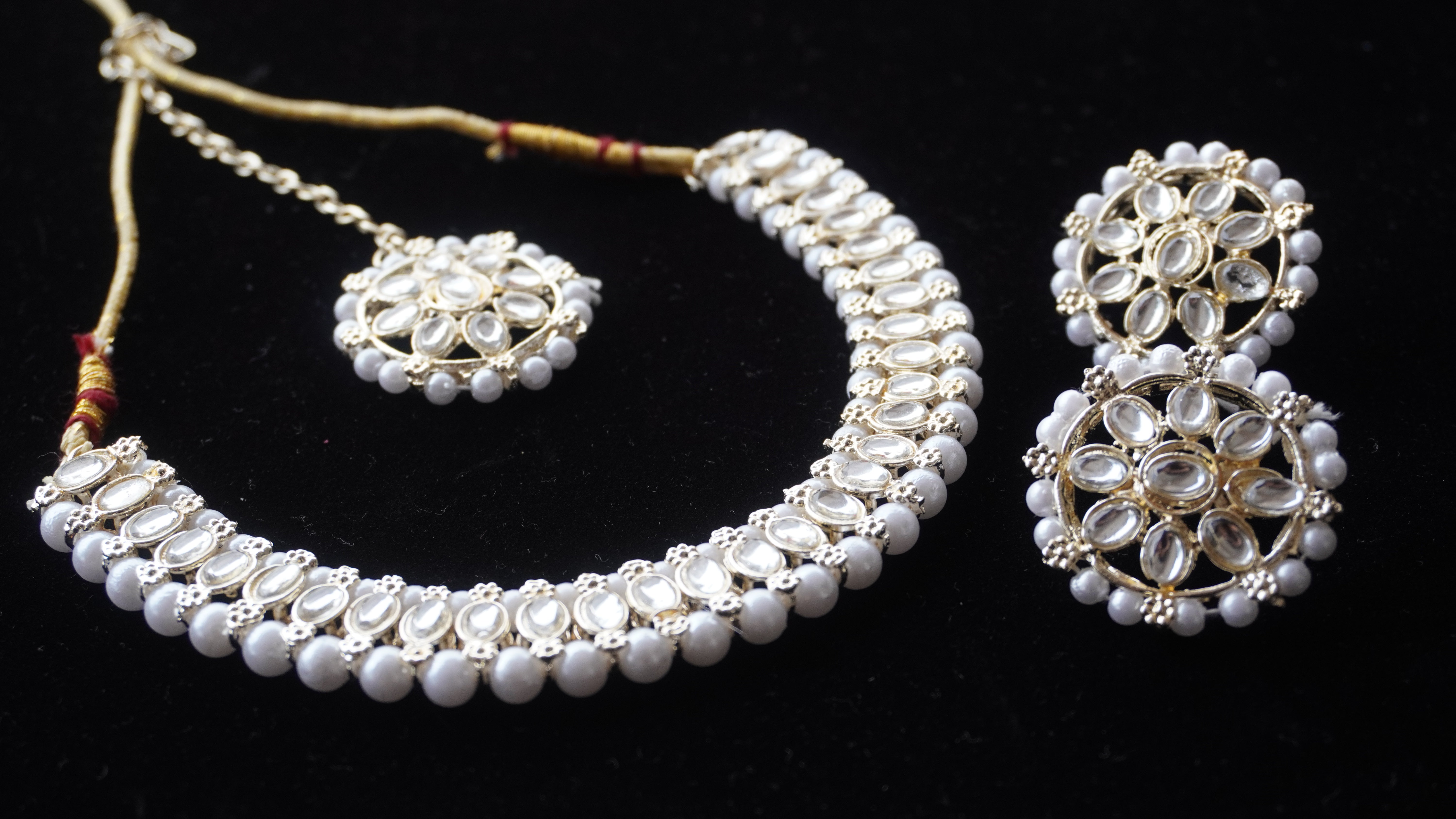 Premium White Kundan Necklace with Earrings & Tikka | Elegant Bridal Jewellery Set by Ashthi Jewels
